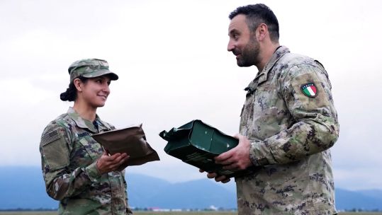 US v Italy ration pack taste test with Fabio of 4th Alpini Paratroopers Regiment, Italian Army and Lt Mika Andrews of 173rd Airborne Brigade CREDIT Nato