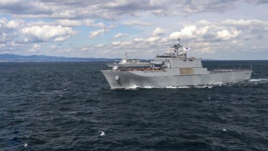 USS Benfold 280819 CREDIT US Department Of Defense.jpg 