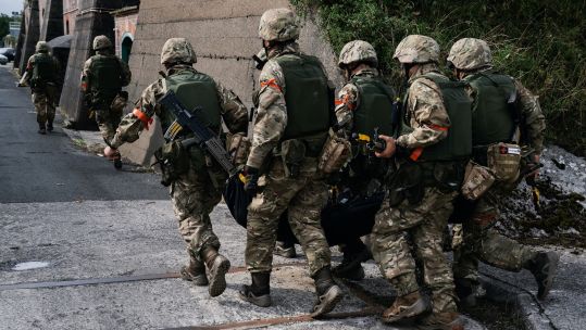 Ukrainian recruits being trained on Operation Interflex