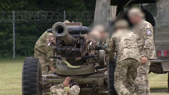 Ukrainian troops train on weapons systems on Salisbury Plain