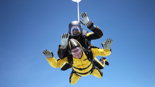 Verdun Hayes - 101-Year-Old Skydiver