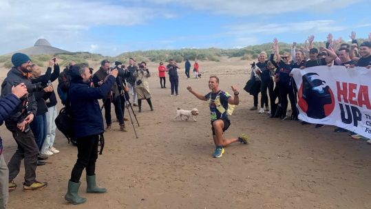 Veteran Paul Minter completes 5,000 mile coastline run for charity.