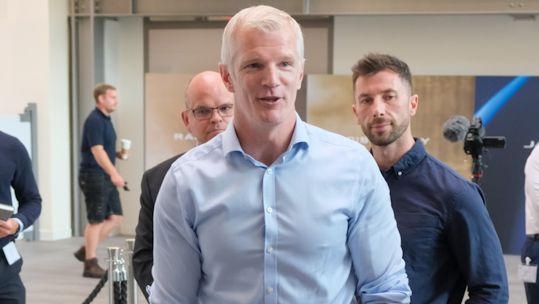 Veterans Minister Alastair Carns visit to Jaguar Land Rover in Warwick 29082024 CREDIT BFBS