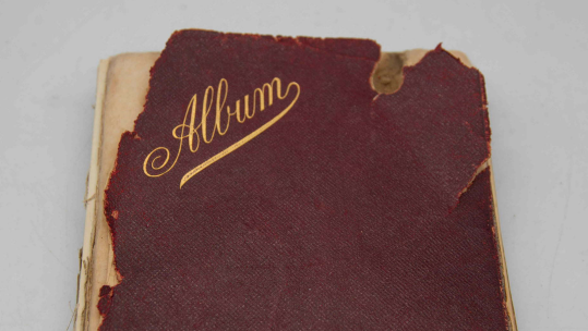 WW1 album kept by Derby nurse with contributions from injured soldiers - Credit Hansons Auctioneers (4)