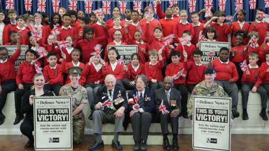 WWII veterans visit school children in east London 290120 CREDIT MOD