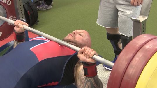 Weightlifter Micky Yule trains in the gym ahead of the Tokyo Paralympics.