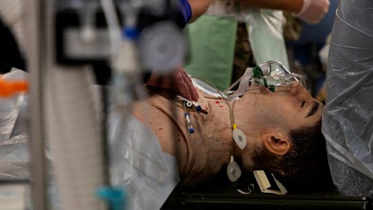World-leading surgical mannequin used to train military surgeons on immersive exercise for first time 03112023 CREDIT MOD