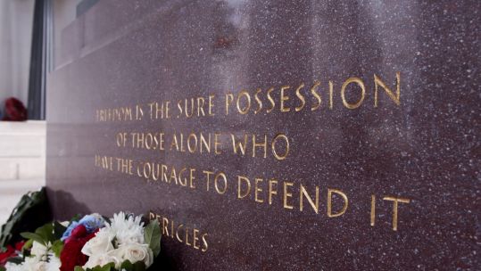 Wreaths laid at Bomber Command Memorial service (Picture: RAFBF).