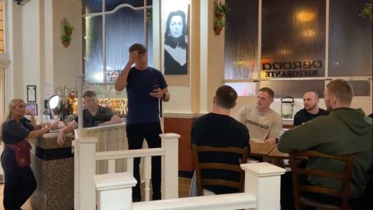 Yorkshire Prose Ben Taylor Navy captain giving England rugby league a pep talk Credit Yorkshire Prose on Twitter Date 07102022.jpg