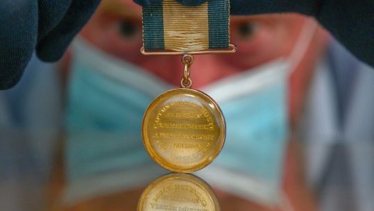 Captain’s Naval Gold Medal awarded to Captain Sir William Hoste for The Battle of Lissa. Picture: Malcolm Park/Alamy Live News