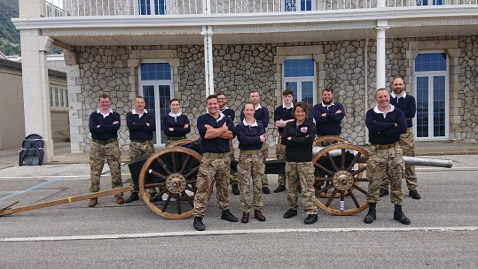 FIELD GUN CREW