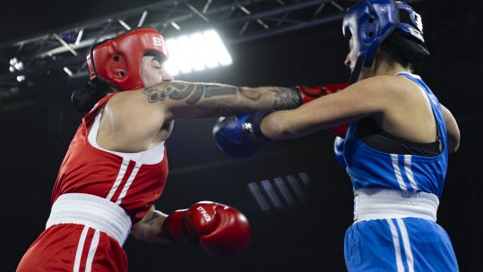 first female gunner to win a title RAF boxing title