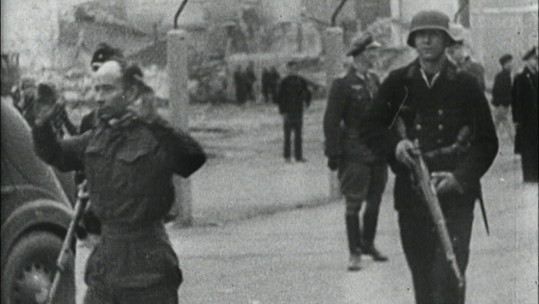 The German's rounding up the remaining commandos at St Nazaire