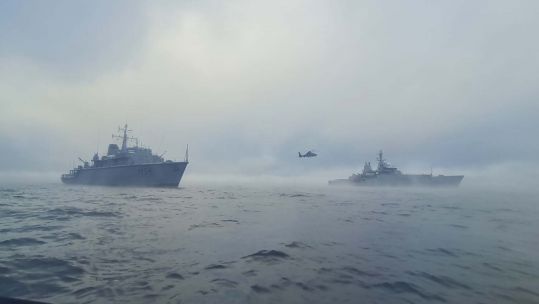 HMS Echo and Lithuanian LNS Kursis during minehunting operations in the Baltic Sea DATE UNKNOWN CREDIT LITHUANIAN NAVY 