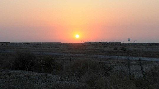 White House Pushes for Political Change in Iraq