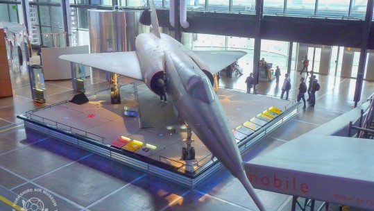 Mirage jet on display in Paris