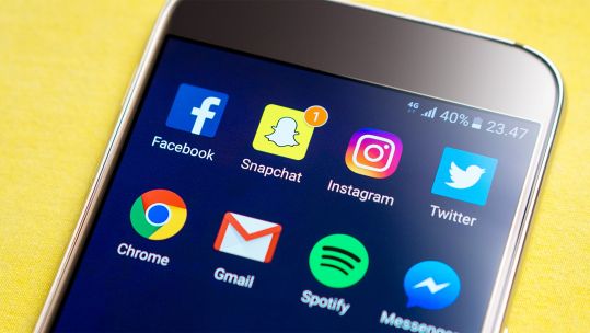 Social media 