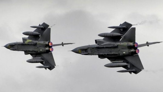 Near Miss As Glider Pilot Mistakes Tornados For Birds