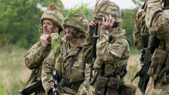Hammond Responds to Reservist Numbers Warning