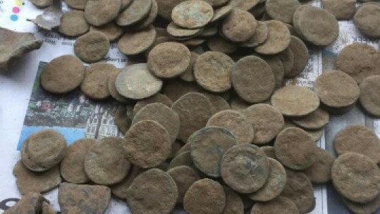 Roman coins discovered by veteran 