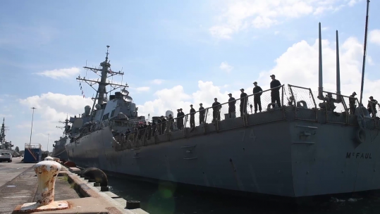 US sailors ship out to the Atlantic for the duration of Hurricane Florence (Image: DIVDS)