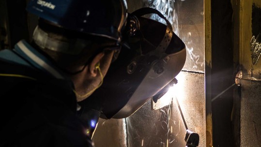 We Meet the People Working on HMS Queen Elizabeth