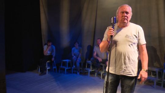 Wor stories veterans on stage