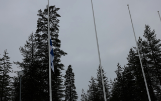 The Finnish flag was flown at half-mast as a mark of respect to the conscript who passed away while on exercise in the Vuosanka training area