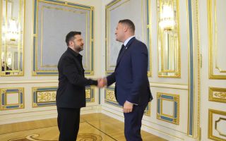 Wes Streeting meets Zelensky in Ukraine