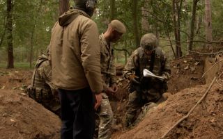 Ukrainians undergo training during Operation Interflex in the east of England