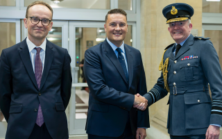 The MOD Permanent Secretary, Jeremy Pocklington CB and the Chief of the Defence Staff, Air Chief Marshal Sir Richard Knighton KCB ADC FREng welcome the new Secretary of State for Defence