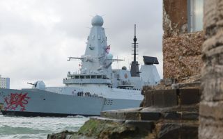 HMS Dragon departing the UK to head to the Eastern Med