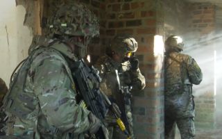 7 Scots reservists take part in urban combat drills (Picture: BFBS)