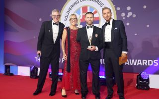 Soldiering On Awards 2025- Host Jeremy Vine, and award sponsor Julie Baker from NatWest celebrated with Inspirational Award winner Mark Ormrod MBE and singer Matt Goss, who presented the accolade. Credit Soldiering on awards 23.10.25