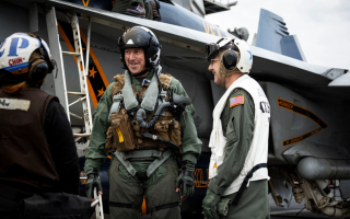 General Sir Gwyn Jenkins paid a visit to a US Navy aircraft carrier operating in the North Sea 