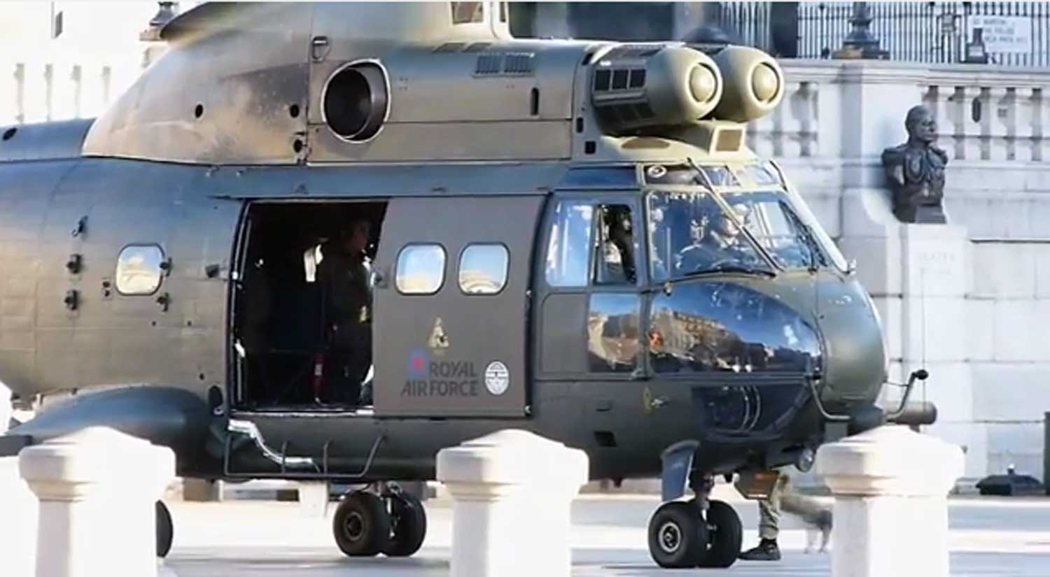 Tom Cruise Lands in Trafalgar Square in an RAF Puma