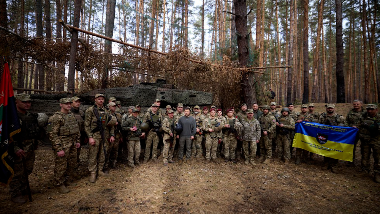 Ukraine's President Volodymyr Zelenskyy pictured with soldiers serving in the Kupiansk-Lyman area (Picture: Defence of Ukraine).