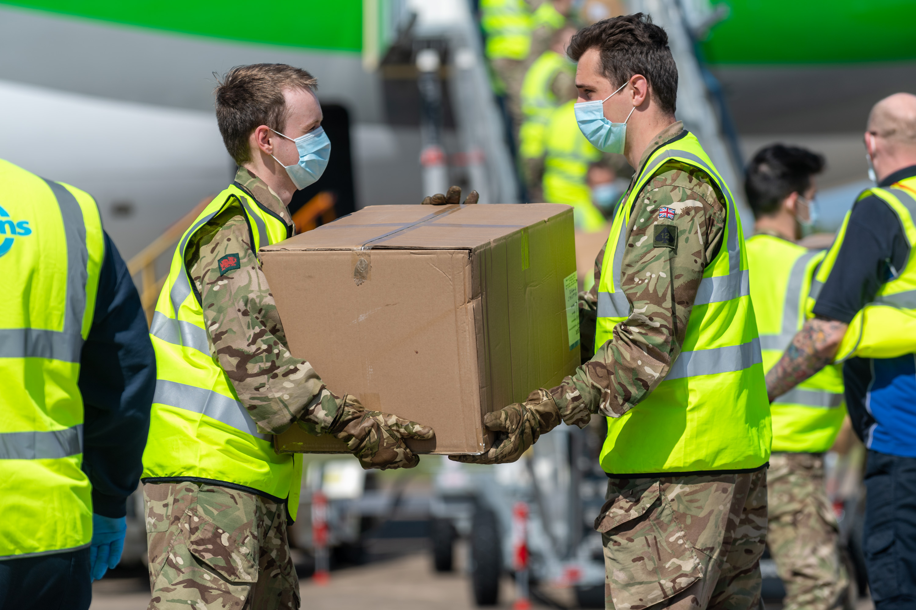 The UK Armed Forces helping to deliver PPE to the frontline (Picture: MOD).